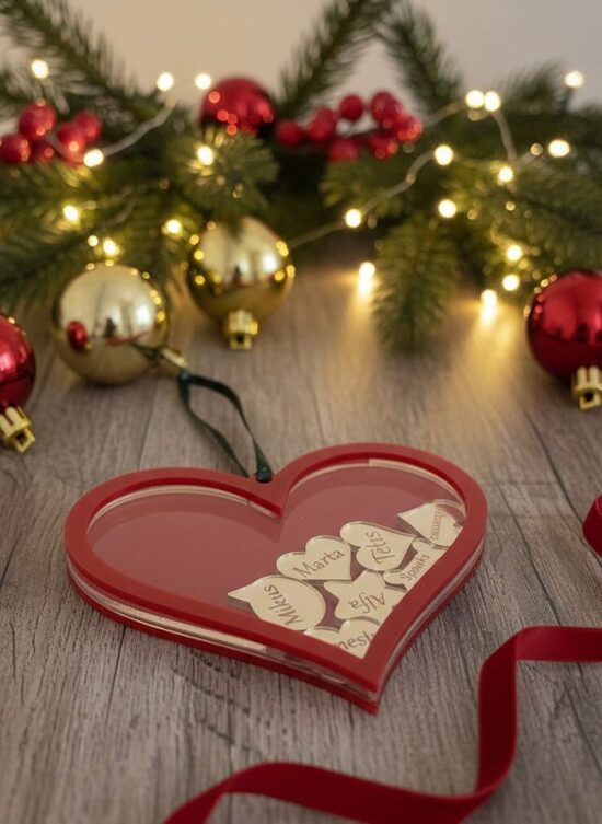 Sirds krājkase ar personalizētām formiņām 